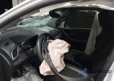 2020 Chevrolet Trax Awd Lt from USA, damaged, VIN KL7CJPSB6LB005596